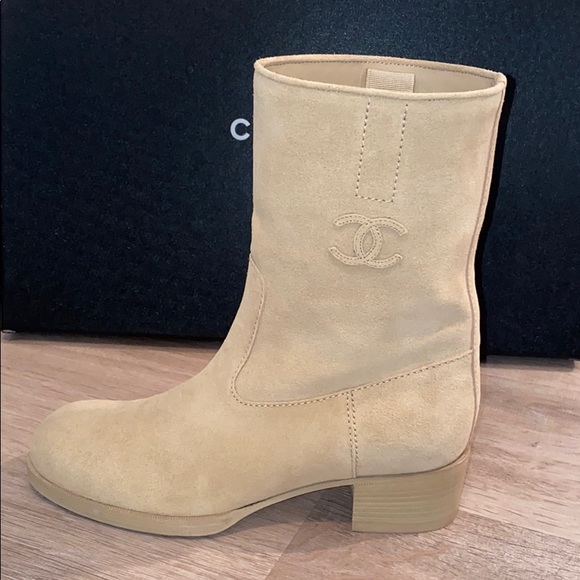 brand new Chanel suede calfskin short beige boots - Picture 3 of 11